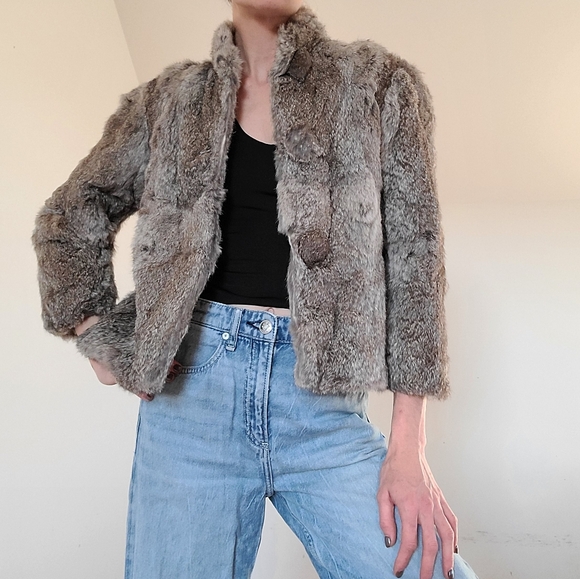 VINTAGE - RABBIT FUR COAT - Picture 6 of 12